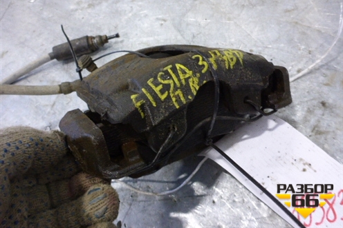 Суппорт передний правый для Ford Fiesta с 2001-2008г