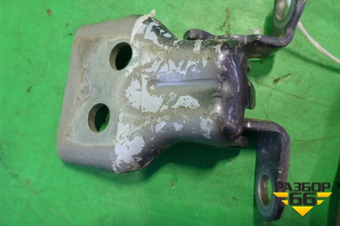 Петля двери передней правой верхняя для Ford Fiesta с 2001-2008г