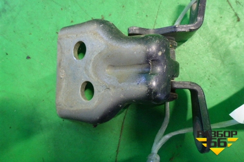 Петля двери передней правой верхняя для Ford Fiesta с 2001-2008г