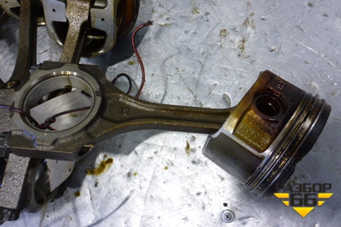 Поршень с шатуном (2.5л V6 4GR) для Lexus IS-250 с 2005-2013г