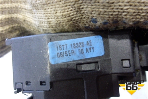 Переключатель поворотов (1S7T13335AE) для Ford Fiesta с 2001-2008г