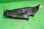 Обшивка стойки задняя нижняя правая (2N11N31016) для Ford Fusion с 2002г