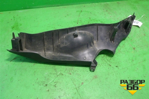 Обшивка стойки задняя нижняя правая (2N11N31016) для Ford Fusion с 2002г