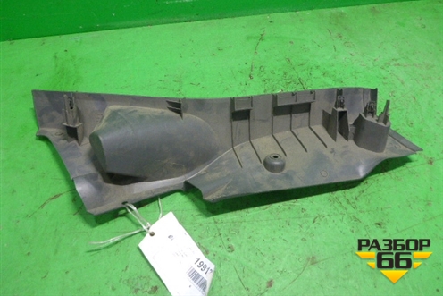 Обшивка стойки задняя нижняя левая (4M51A31017A) для Ford Focus 2 с 2008-2011г