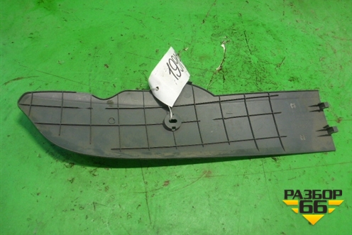 Накладка внутренняя (на консоль правая) (4M51A046B26AEW) для Ford Focus 2 с 2005-2008г