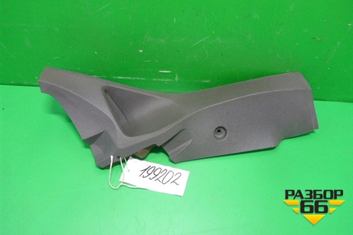 Обшивка стойки задняя нижняя правая (4M51A31016A) для Ford Focus 2 с 2005-2008г
