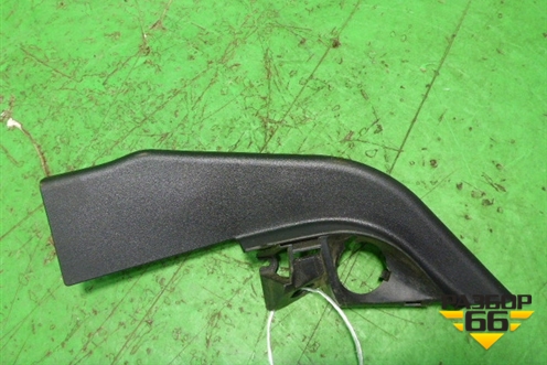 Накладка двери передней правой уголок (4M51A23408AJ3YYW) для Ford Focus 2 с 2005-2008г