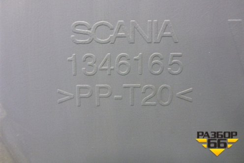 Обшивка двери левой под механику (1346165) для Scania  4 Series с 1995-2005г