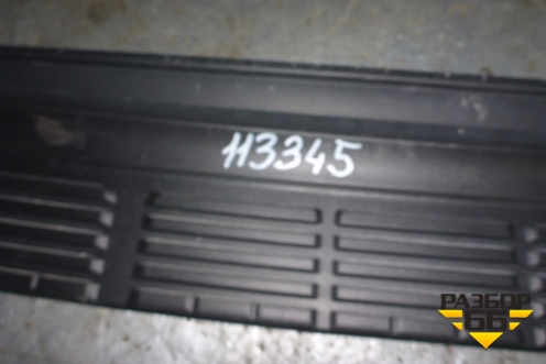 Накладка заднего бампера (до 2012г) (5216260040) для Toyota Land Cruiser (200) с 2008г