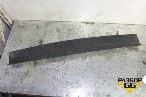 Накладка заднего бампера (до 2012г) (5216260040) для Toyota Land Cruiser (200) с 2008г