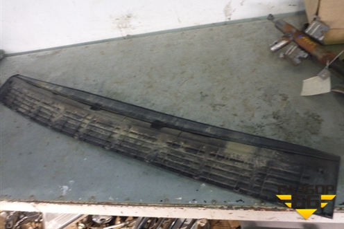 Накладка заднего бампера (до 2012г) (5216260040) для Toyota Land Cruiser (200) с 2008г