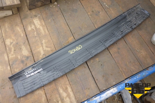 Накладка заднего бампера (до 2012г) (5216260040) для Toyota Land Cruiser (200) с 2008г