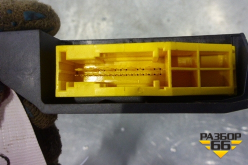 Блок управления AIR BAG (8201057488) для Renault Symbol с 2008г