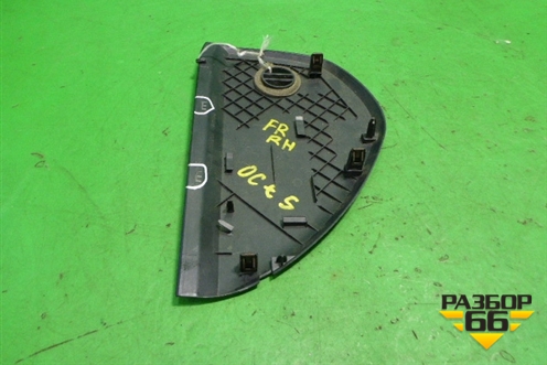 Накладка на торпедо (боковая правая) (1Z1857504) для Skoda Octavia (А5) с 2004-2013г