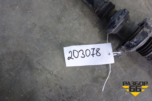 Вал карданный (7P0521102K) для Volkswagen Touareg с 2010-2018г