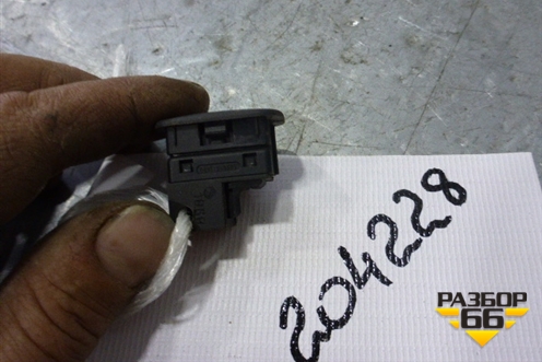 Кнопка для Volkswagen Touareg c 2002-2010г