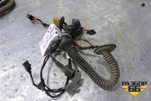 Проводка двери задней правой для Volkswagen Touareg c 2002-2010г