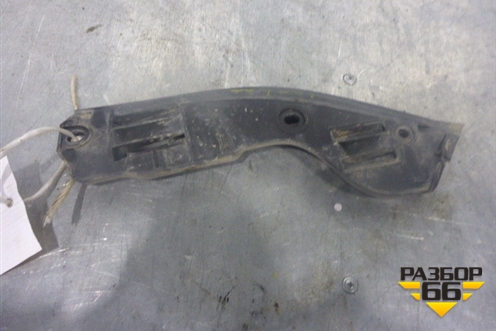 Кронштейн заднего бампера левый (боковой) (7L6807393B) для Volkswagen Touareg c 2002-2010г