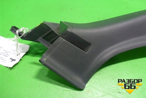Обшивка стойки задняя нижняя правая (8200114429) для Renault Megane 2 с 2002-2009г