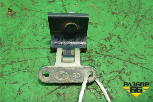 Петля двери багажника (359827301E) для Volkswagen Passat (B5) с 1996-2005г
