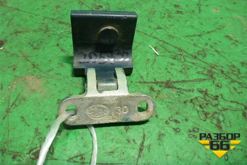 Петля двери багажника (3B9827301E) для Volkswagen Passat (B5) с 1996-2005г