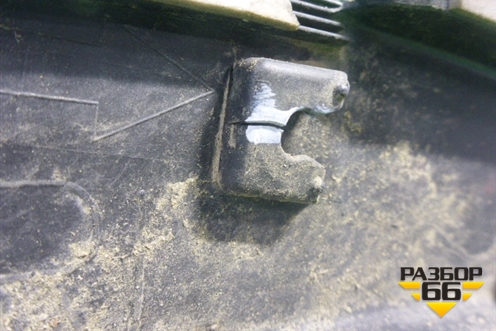 Накладка заднего крыла левого (до 2015г) (7560642190) для Toyota Rav-4 с 2012-2019г