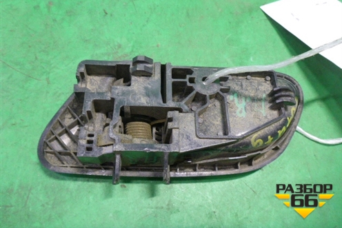Ручка внутренняя двери передней правой для Subaru Forester (Sg5-9) с 2002-2007г