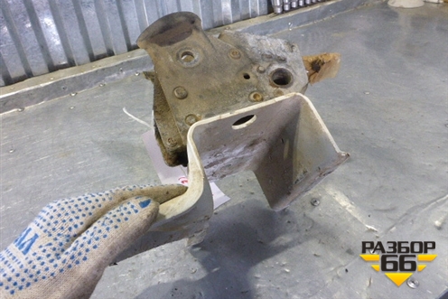 Замок кабины гидравлический левый для Volvo TRUCK FH с 2002-2008г (ФШ)