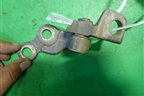 Петля двери задней левой нижняя (XS4AA26801) для Ford Focus 1 с 1998-2004г