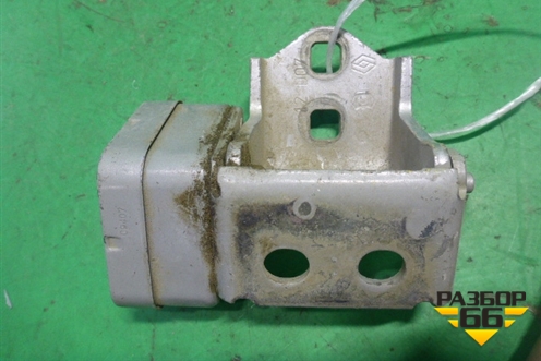 Петля двери задней правой нижняя для Renault Megane 2 с 2002-2009г