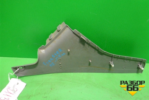 Накладка внутренняя (на консоль правая) для Subaru Forester (Sg5-9) с 2002-2007г