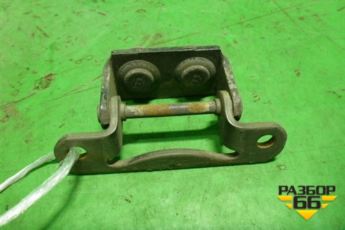 Петля двери багажника (61820FC100) для Subaru Forester (Sg5-9) с 2002-2007г