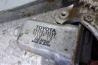 Стеклоподъёмник электрический задний правый (8572032150) для Toyota Rav-4 с 2000-2005г