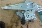 Стеклоподъёмник электрический задний правый (8572033120) для Toyota Camry CV3 с 2001-2006г
