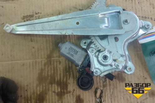 Стеклоподъёмник электрический задний правый (8572033120) для Toyota Camry CV3 с 2001-2006г