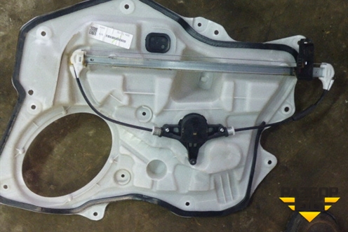 Стеклоподъёмник электрический задний правый для Mazda Mazda 3 (BL) с 2009-2013г