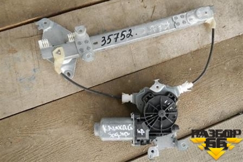 Стеклоподъёмник электрический задний правый для Nissan Qashqai (J10E) с 2006-2013г