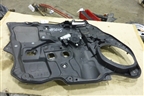 Стеклоподъёмник электрический передний левый для Mazda Mazda 3 (BK) с 2003-2009г