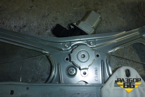 Стеклоподъёмник электрический передний левый (новый) (72250SNAA02) для Honda Civic 4D с 2006-2012г (Цивик)