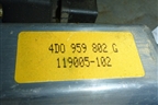 Стеклоподъёмник электрический передний правый (4D0959802G) для Audi A8 с 1998-2003г