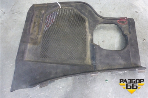 Решетка стеклоочистителей левая (передняя) (4D1819403G) для Audi A8 с 1998-2003г