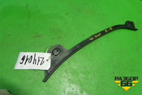 Обшивка стойки задняя нижняя правая (3B0867768) для Volkswagen Passat (B5) с 1996-2005г