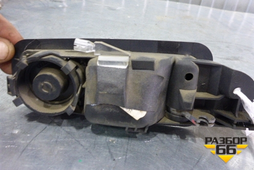 Ручка внутренняя двери задней левой (4D0839019G) для Audi A8 с 1998-2003г