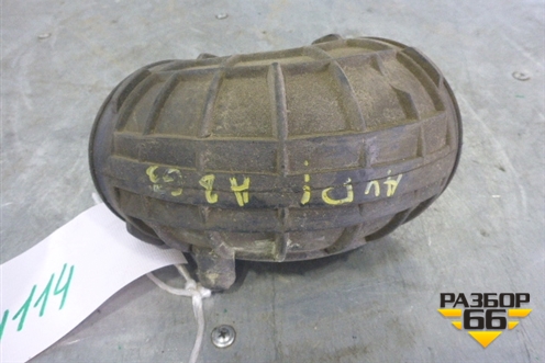 Патрубок воздушного фильтра (077129627) для Audi A8 с 1998-2003г
