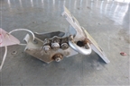 Петля двери передней левой нижняя (4D0831411D) для Audi A8 с 1998-2003г