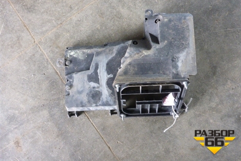 Корпус блока предохранителей (4D1937118B) для Audi A8 с 1998-2003г