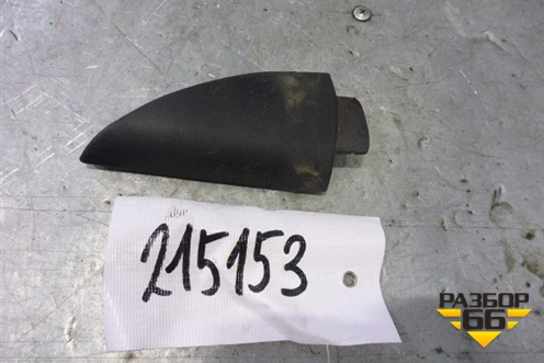 Накладка заднего крыла правого (уголок) (4D0857680) для Audi A8 с 1998-2003г