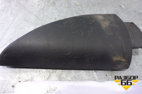 Накладка заднего крыла правого (уголок) (4D0857680) для Audi A8 с 1998-2003г
