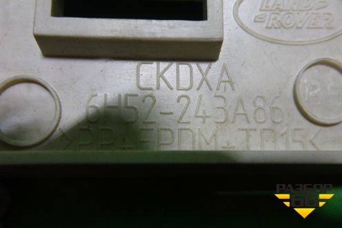 Обшивка стойки центральная верхняя правая (6H52243A86) для Land Rover Freelander 2 с 2007г