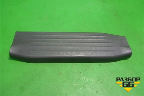 Накладка порога внутренняя заднего левого (679180K010) для Toyota Hilux с 2005-2015г